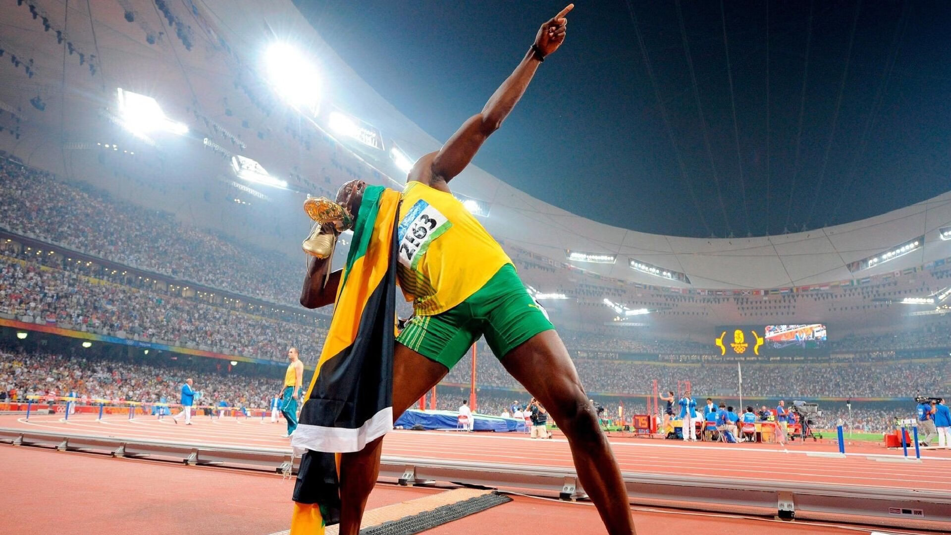 开云网页版登录入口-“健力运动：高新体育中心赛场见证力量与毅力的极限较量”